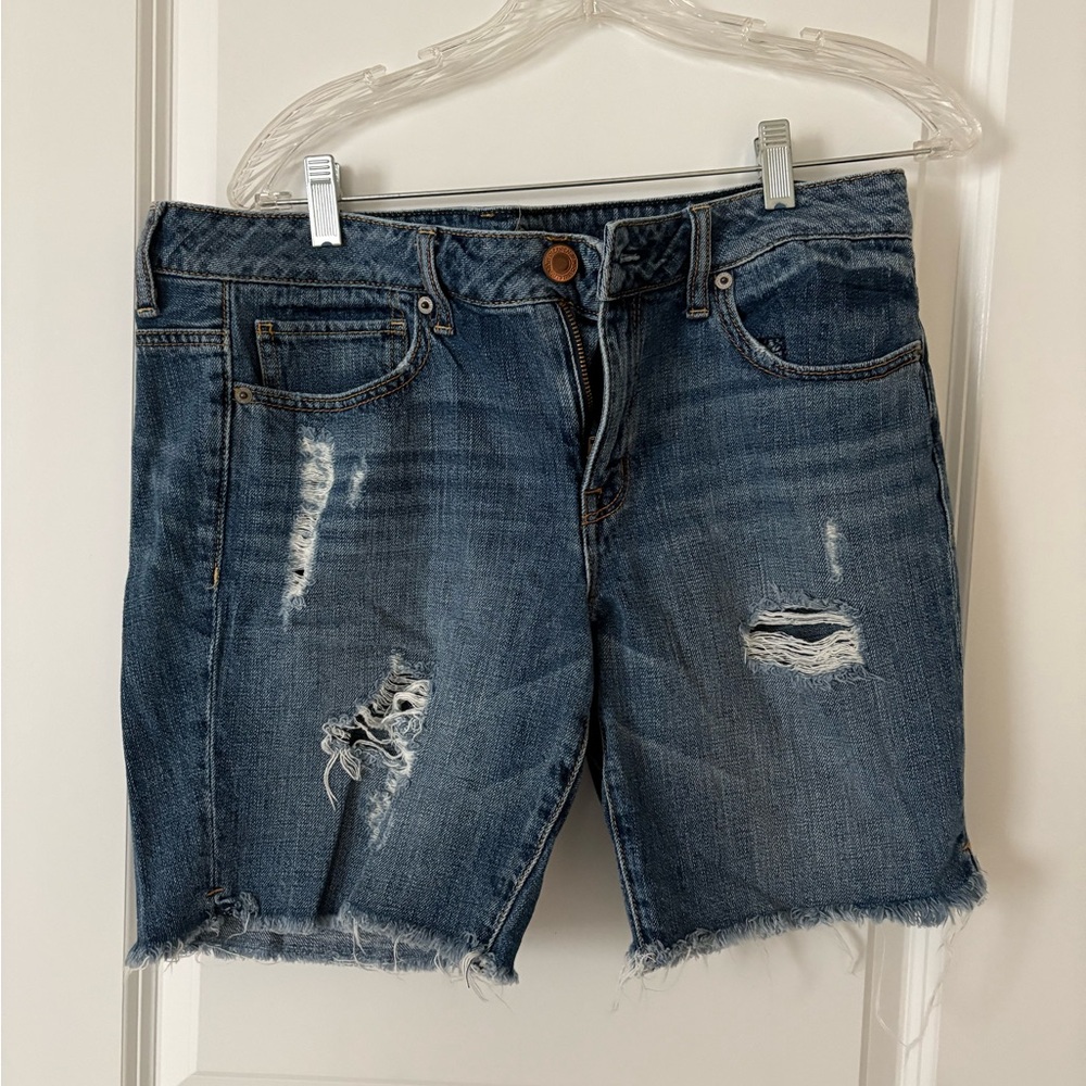 Distressed Denim Shorts American Eagle size 10